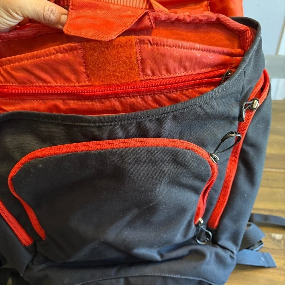 Osprey Portal Everyday Commute Laptop Backpack Black Orange Hike Pouch Outdoor